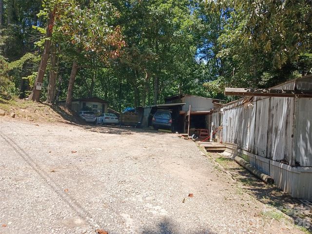 2 Jasmine Park Place, Candler, NC 28715