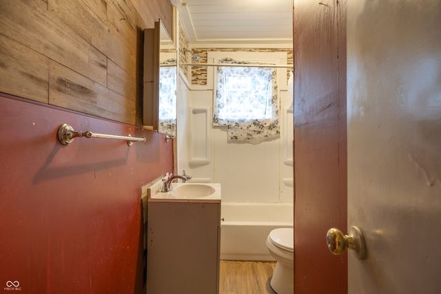 24 S Euclid Avenue, Indianapolis, IN 46201