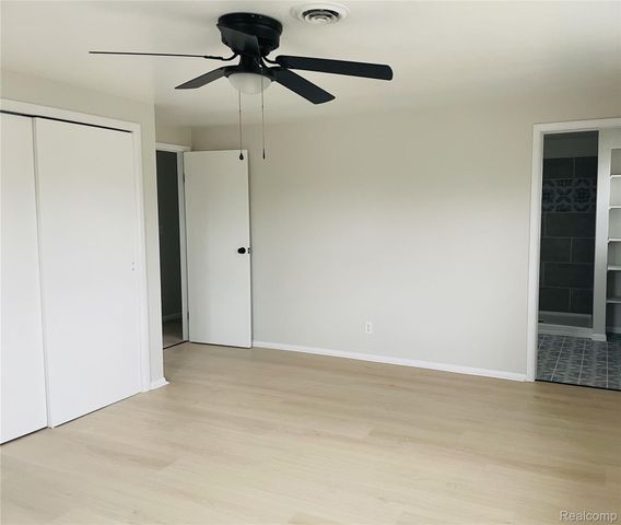 5273 Fairway Drive, Monitor Charter Township, MI 48706