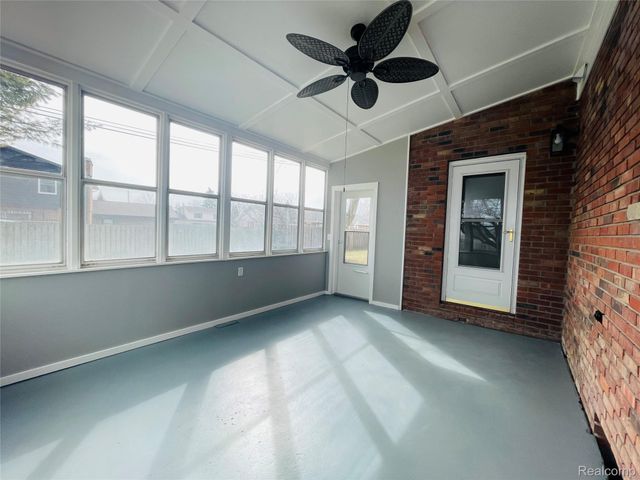 5273 Fairway Drive, Monitor Charter Township, MI 48706