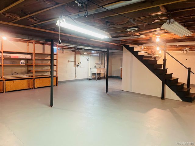 5273 Fairway Drive, Monitor Charter Township, MI 48706