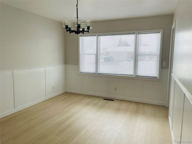 5273 Fairway Drive, Monitor Charter Township, MI 48706