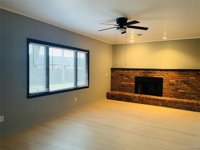 5273 Fairway Drive, Monitor Charter Township, MI 48706