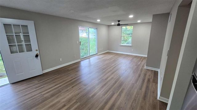 3025 Mangum Drive B, Cumming, GA 30041