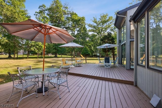 46 Calvert Ave West, Edison Twp., NJ 08820