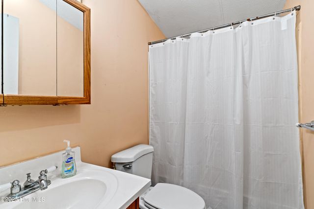 1874 Woodard Road, Supply, NC 28462