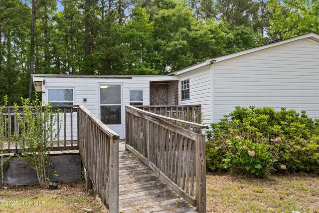 1874 Woodard Road, Supply, NC 28462