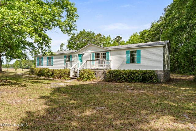 1874 Woodard Road, Supply, NC 28462