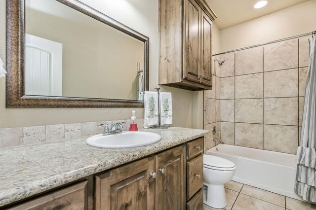 6305 MOSLEY Street, Amarillo, TX 79119