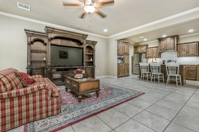 6305 MOSLEY Street, Amarillo, TX 79119