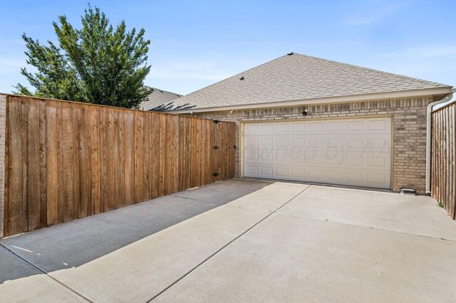 6305 MOSLEY Street, Amarillo, TX 79119