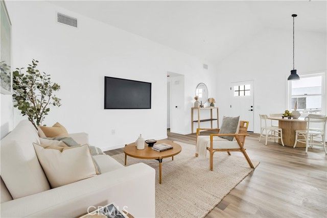 226 Arena A, El Segundo, CA 90245