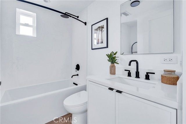 226 Arena A, El Segundo, CA 90245