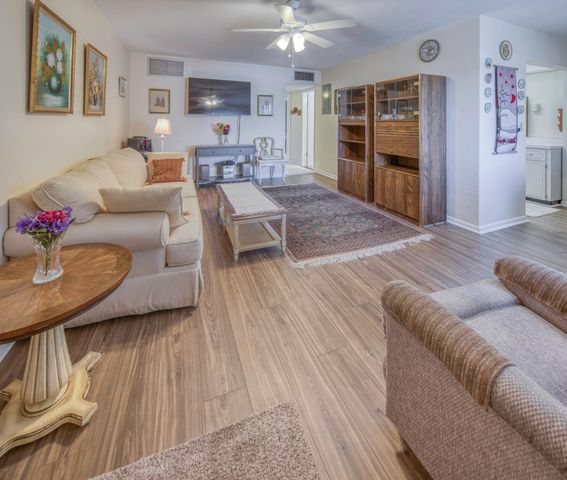 1980 Sunset Avenue 19, Lake Worth Beach, FL 33461