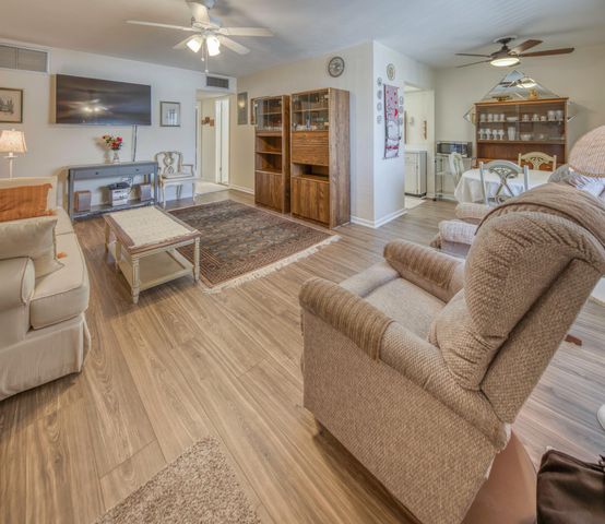 1980 Sunset Avenue 19, Lake Worth Beach, FL 33461