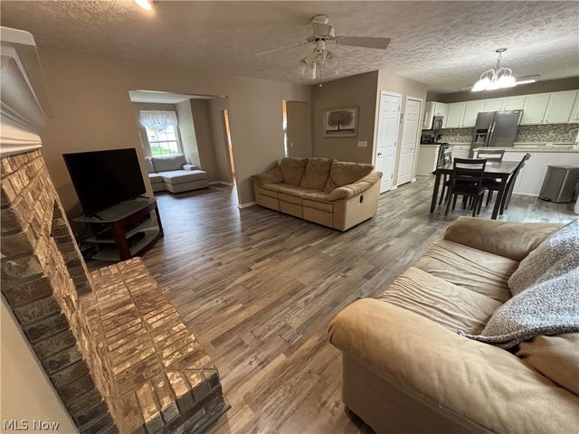 695 Meadowlark Road, Painesville, OH 44077