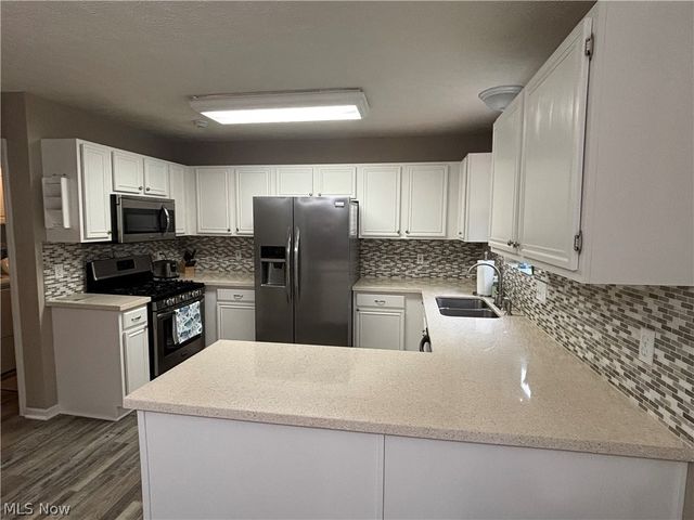 695 Meadowlark Road, Painesville, OH 44077