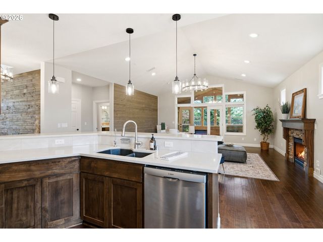 18704 Se 11TH St, Vancouver, WA 98683