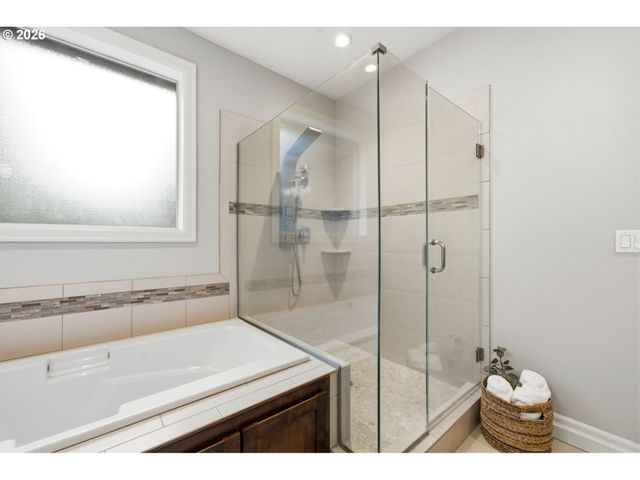 18704 Se 11TH St, Vancouver, WA 98683