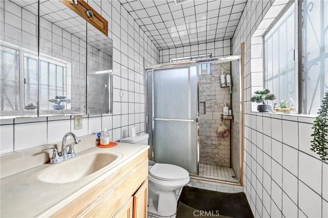 2548 Missouri Avenue, South Gate, CA 90280