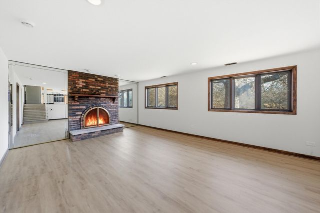 831 Violet Lane, Matteson, IL 60443