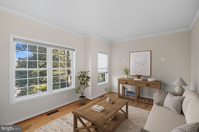 121 WATERSIDE LN, Cross Junction, VA 22625