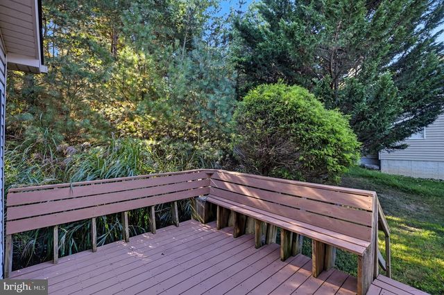 121 WATERSIDE LN, Cross Junction, VA 22625