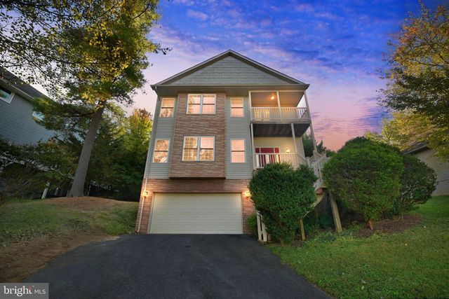 121 WATERSIDE LN, Cross Junction, VA 22625