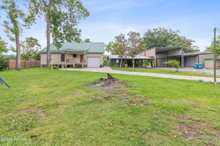 2119 Atchafalaya River Highway, Breaux Bridge, LA 70517
