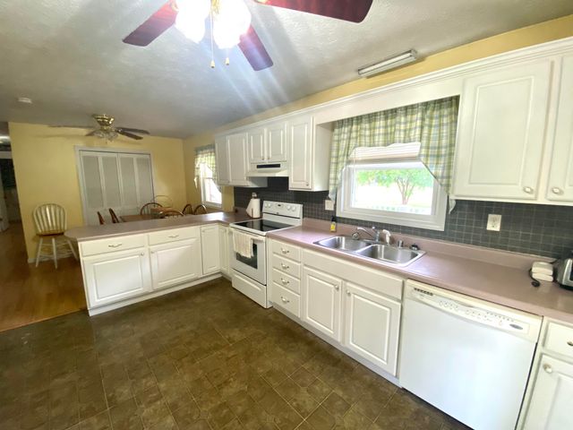 156 Heather Lane, Ledbetter, KY 42058