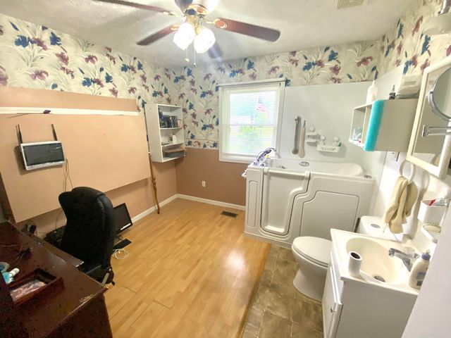 156 Heather Lane, Ledbetter, KY 42058