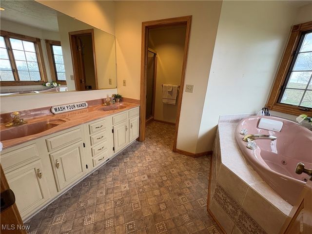 47647 Watson Road, St Clairsville, OH 43950