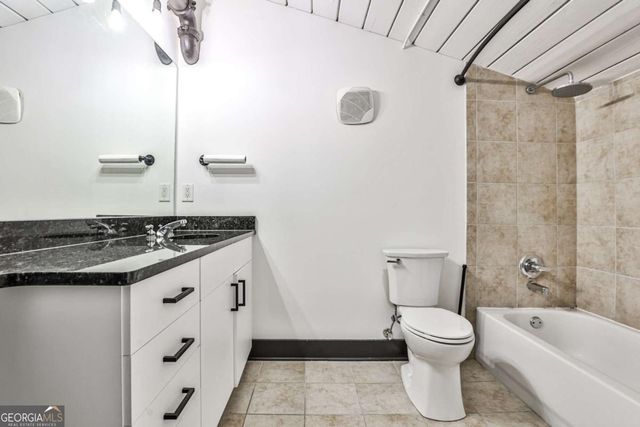 1261 CAROLINE Street 211, Atlanta, GA 30307