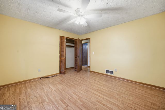 1675 Knight Circle, Loganville, GA 30052