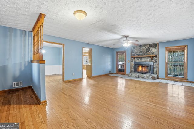 1675 Knight Circle, Loganville, GA 30052