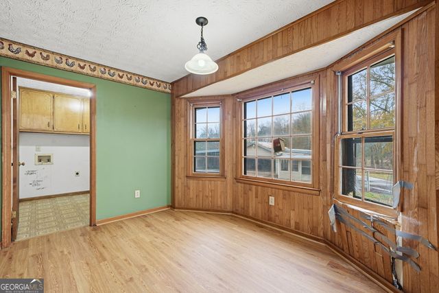 1675 Knight Circle, Loganville, GA 30052