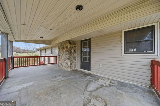 1675 Knight Circle, Loganville, GA 30052