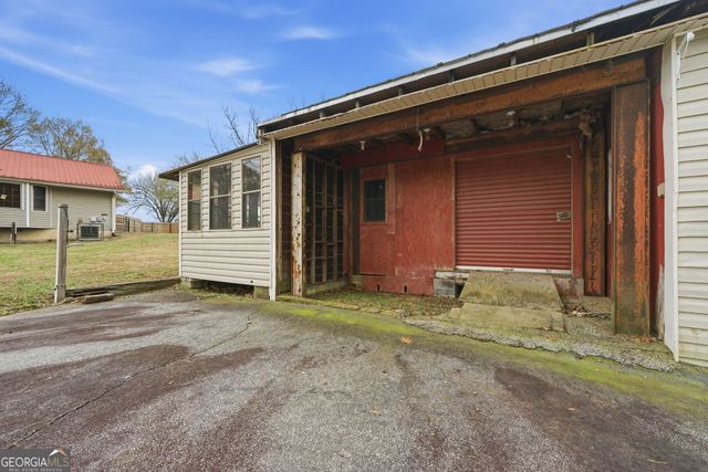 1675 Knight Circle, Loganville, GA 30052