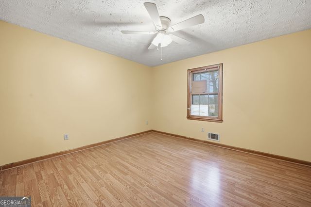 1675 Knight Circle, Loganville, GA 30052