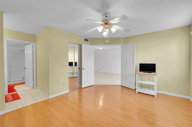10369 NW 24th Place 402, Sunrise, FL 33322