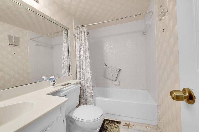 10369 NW 24th Place 402, Sunrise, FL 33322