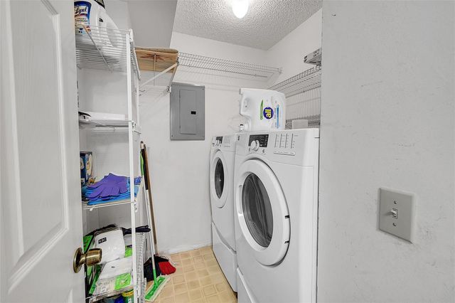 10369 NW 24th Place 402, Sunrise, FL 33322
