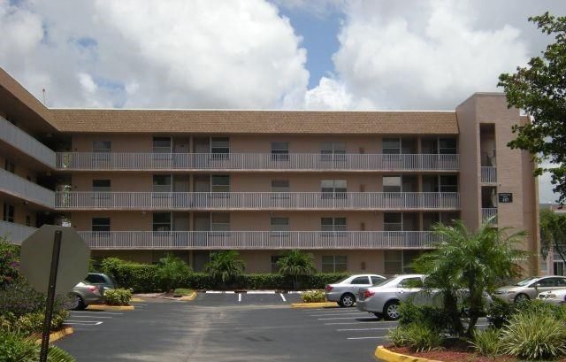 10369 NW 24th Place 402, Sunrise, FL 33322