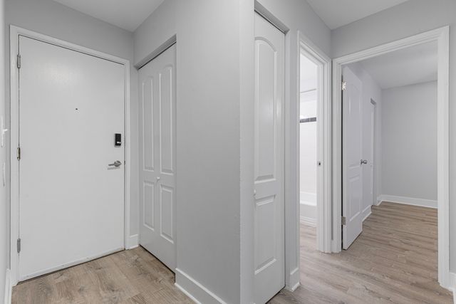 6021 N Winthrop Avenue 202, Chicago, IL 60660