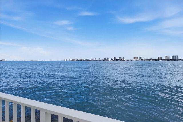 2936 Lake Shore Drive 204, Riviera Beach, FL 33404