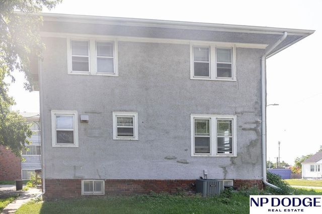 4845 Leighton Avenue, Lincoln, NE 68504