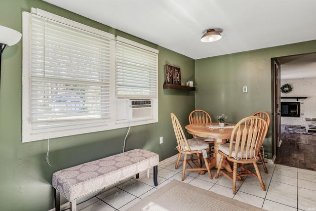 4321 Oakhurst Drive, Fort Wayne, IN 46815