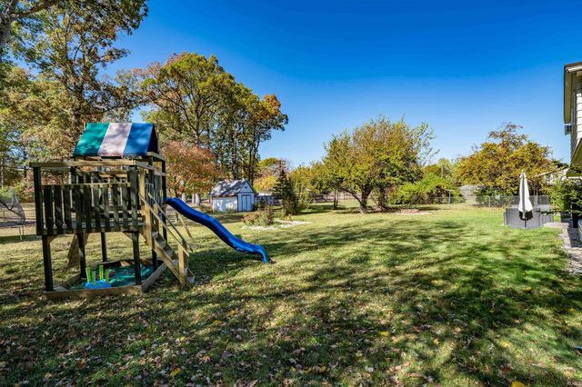 4321 Oakhurst Drive, Fort Wayne, IN 46815