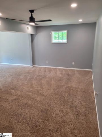 5202 Fairview Road, Gray Court, SC 29645