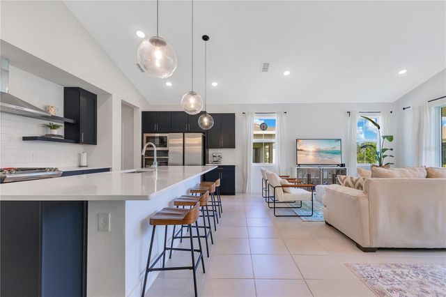 744 CURLY LOCKS LOOP, Apopka, FL 32703